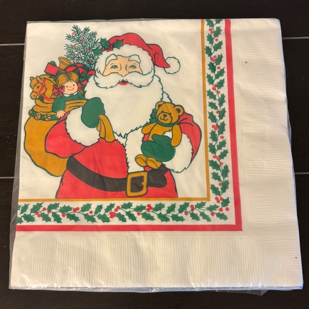 Vintage Hallmark Christmas Santa‎ Claus Napkins | 16 Count 3-Ply Sealed USA Made